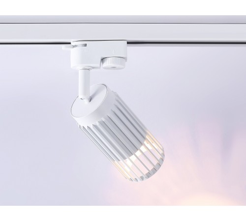 Светильник на штанге Ambrella Light GL5157 GL Светильник на штанге Ambrella Light GL5157 GL