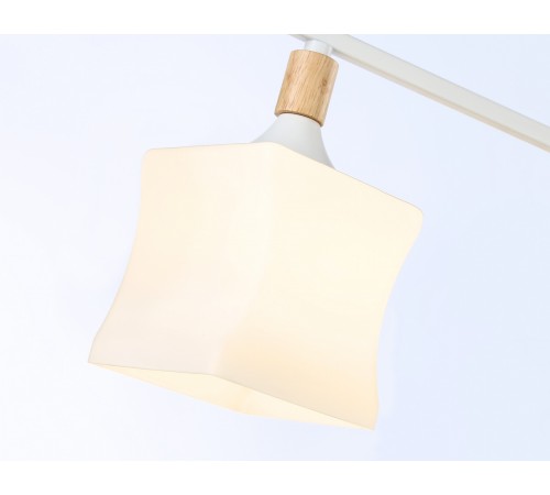 Светильник на штанге Ambrella Light TR9484 TR Светильник на штанге Ambrella Light TR9484 TR