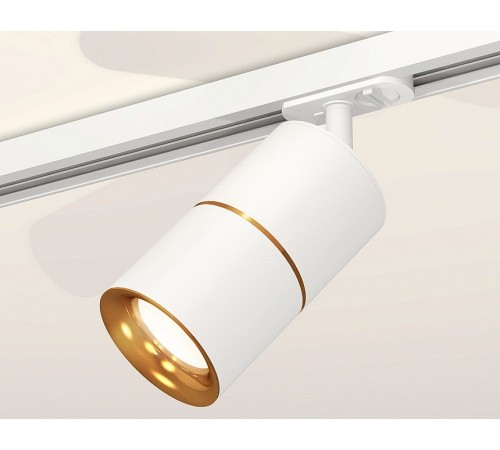 Светильник на штанге Ambrella Light XT7401020 XT Светильник на штанге Ambrella Light XT7401020 XT