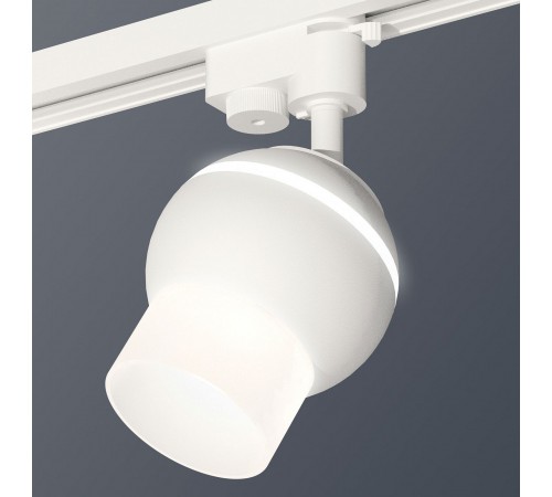 Светильник на штанге Ambrella Light XT1101072 XT