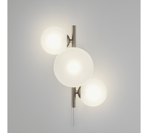 Бра Moderli V11464-3W Renny Бра Moderli V11464-3W Renny