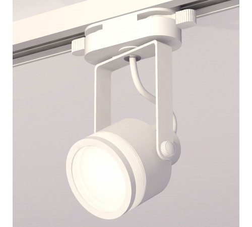Светильник на штанге Ambrella Light XT6601080 XT Светильник на штанге Ambrella Light XT6601080 XT