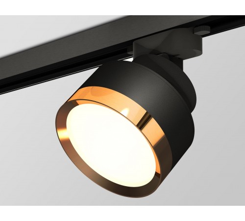Светильник на штанге Ambrella Light XT8102004 XT Светильник на штанге Ambrella Light XT8102004 XT