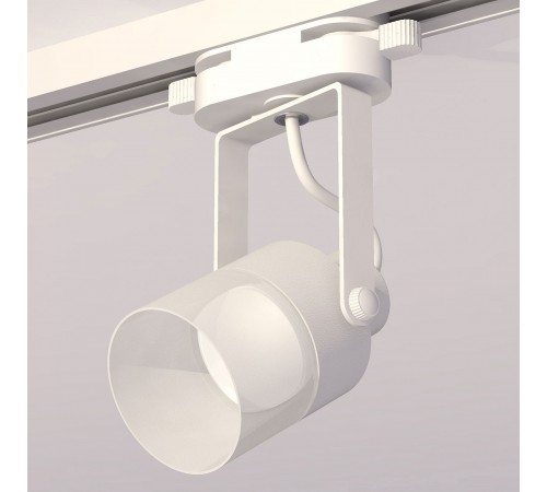 Светильник на штанге Ambrella Light XT6601086 XT Светильник на штанге Ambrella Light XT6601086 XT