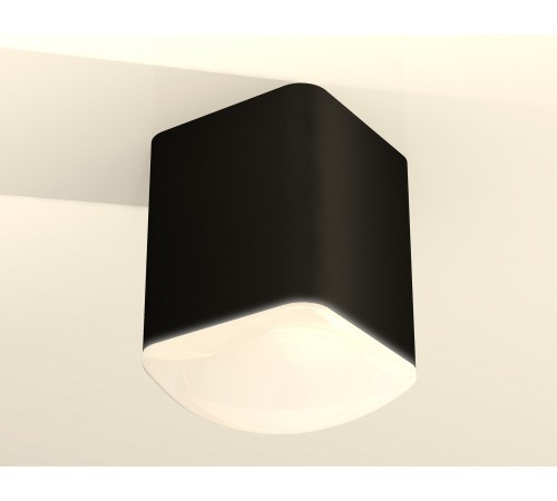Накладной светильник Ambrella Light XS7813022 XS Накладной светильник Ambrella Light XS7813022 XS