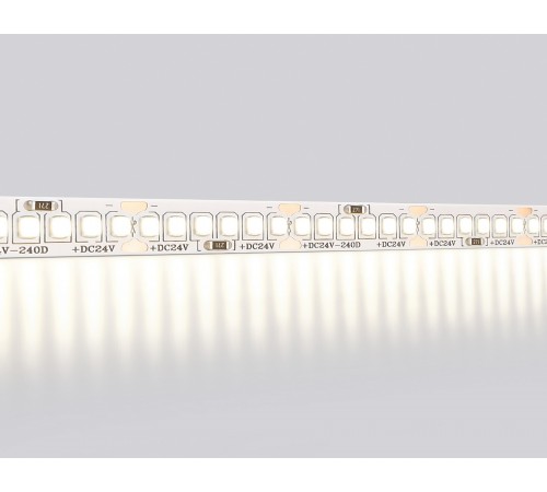 Лента светодиодная Ambrella Light GS3502 GS Лента светодиодная Ambrella Light GS3502 GS