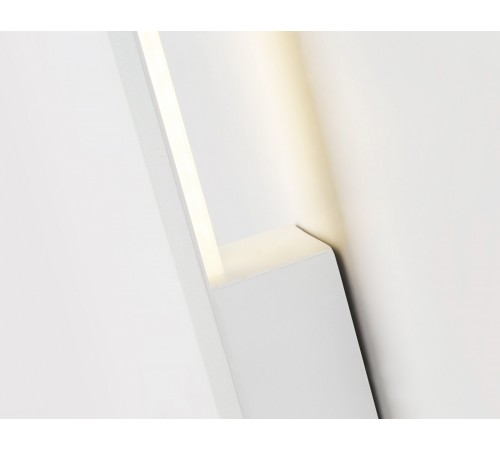 Накладной светильник Ambrella Light FW4411 FW Накладной светильник Ambrella Light FW4411 FW