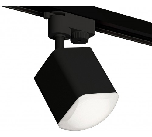 Светильник на штанге Ambrella Light XT7813023 XT Светильник на штанге Ambrella Light XT7813023 XT