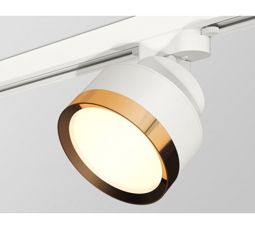 Светильник на штанге Ambrella Light XT8101004 XT Светильник на штанге Ambrella Light XT8101004 XT