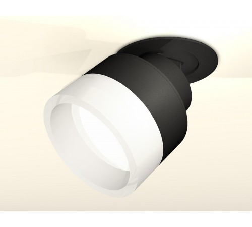 Встраиваемый светильник на штанге Ambrella Light XM8102520 XM Встраиваемый светильник на штанге Ambrella Light XM8102520 XM