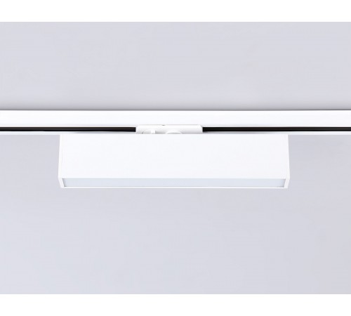 Светильник на штанге Ambrella Light GL6761 GL Светильник на штанге Ambrella Light GL6761 GL