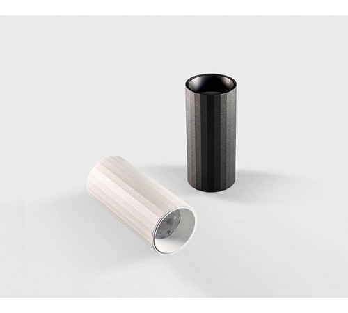 Накладной светильник Italline IT08-8028 black 3000K IT08-8028