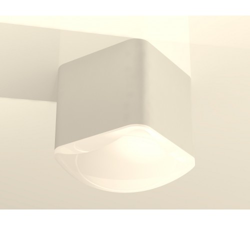 Накладной светильник Ambrella Light XS7805041 XS Накладной светильник Ambrella Light XS7805041 XS