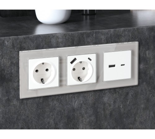 Рамка на 5 постов Ambrella Volt AF330405 Platos Стекло органическое Рамка на 5 постов Ambrella Volt AF330405 Platos Стекло органическое