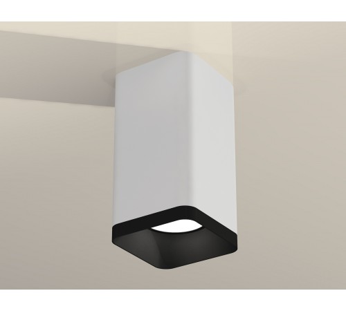 Накладной светильник Ambrella Light XS7820002 XS Накладной светильник Ambrella Light XS7820002 XS