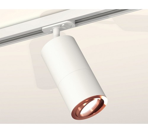 Светильник на штанге Ambrella Light XT7401082 XT Светильник на штанге Ambrella Light XT7401082 XT