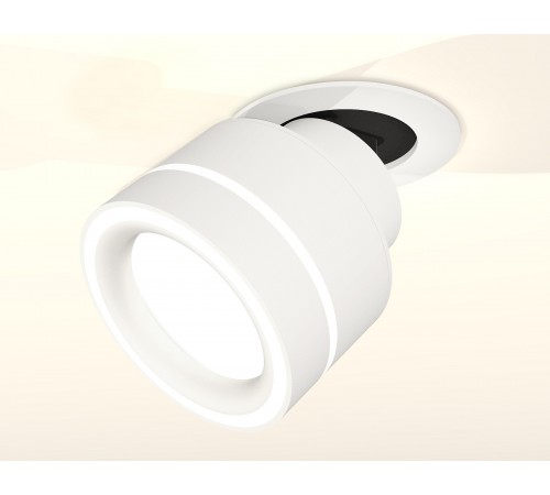 Встраиваемый светильник на штанге Ambrella Light XM8101523 XM Встраиваемый светильник на штанге Ambrella Light XM8101523 XM