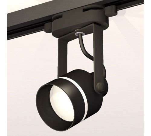 Светильник на штанге Ambrella Light XT6602081 XT Светильник на штанге Ambrella Light XT6602081 XT