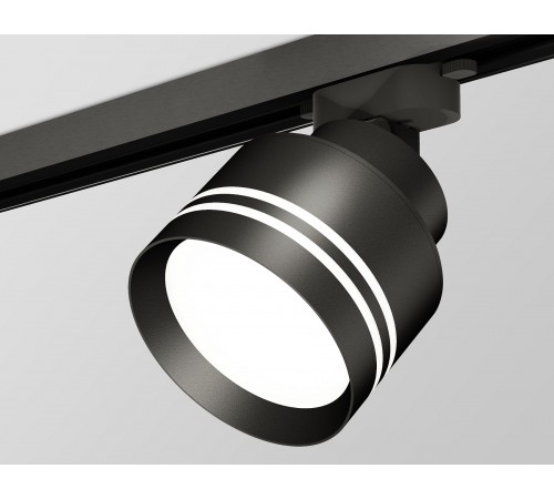 Светильник на штанге Ambrella Light XT8102026 XT Светильник на штанге Ambrella Light XT8102026 XT