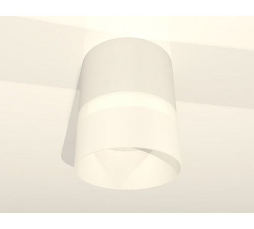 Накладной светильник Ambrella Light XS8110002 XS Накладной светильник Ambrella Light XS8110002 XS