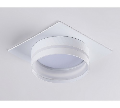 Встраиваемый светильник Ambrella Light TN5221 TN