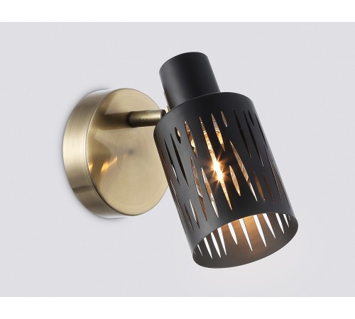 Спот Ambrella Light TR8667 TR Спот Ambrella Light TR8667 TR