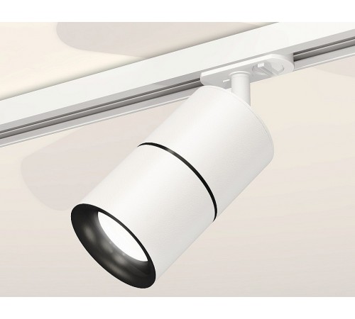 Светильник на штанге Ambrella Light XT7401010 XT Светильник на штанге Ambrella Light XT7401010 XT