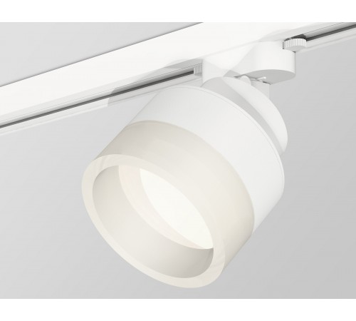 Светильник на штанге Ambrella Light XT8101020 XT Светильник на штанге Ambrella Light XT8101020 XT