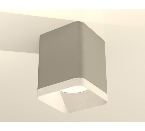 Накладной светильник Ambrella Light XS7814010 XS Накладной светильник Ambrella Light XS7814010 XS