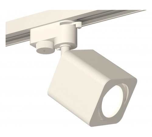 Светильник на штанге Ambrella Light XT7812010 XT Светильник на штанге Ambrella Light XT7812010 XT