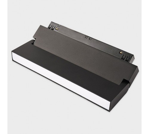 Накладной светильник Italline IT012-5024 black 3000K ATOM