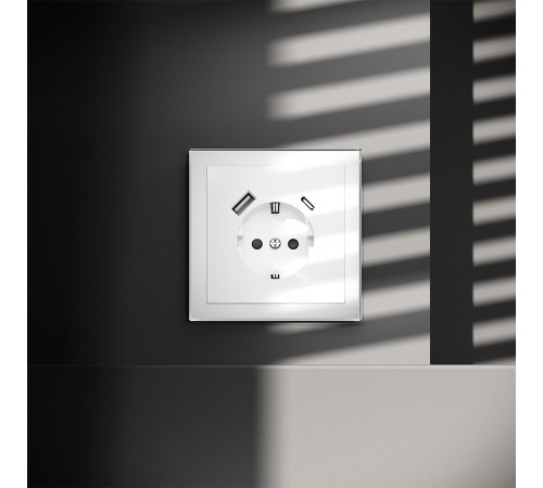 Розетка с заземлением и со шторкой и 2хUSB type A и C, без рамки Voltum VLS040501 S70 Розетка с заземлением и со шторкой и 2хUSB type A и C, без рамки Voltum VLS040501 S70