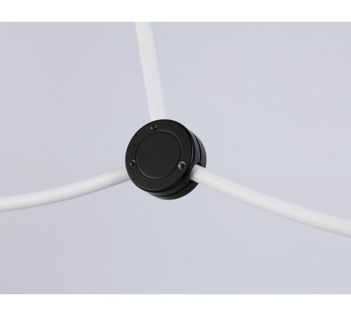 Люстра на штанге Ambrella Light TR2566 TR Люстра на штанге Ambrella Light TR2566 TR