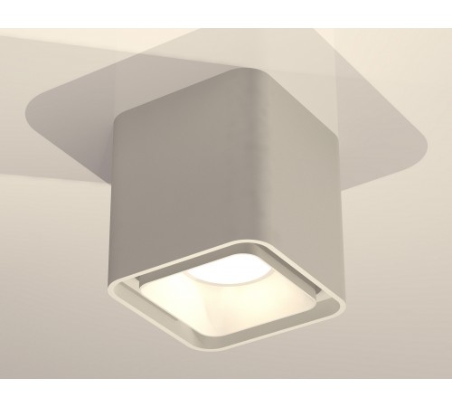 Накладной светильник Ambrella Light XS7840001 XS Накладной светильник Ambrella Light XS7840001 XS
