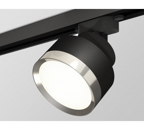 Светильник на штанге Ambrella Light XT8102003 XT Светильник на штанге Ambrella Light XT8102003 XT