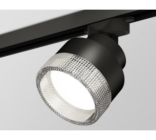 Светильник на штанге Ambrella Light XT8102040 XT Светильник на штанге Ambrella Light XT8102040 XT