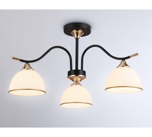 Люстра на штанге Ambrella Light TR3161 TR Люстра на штанге Ambrella Light TR3161 TR