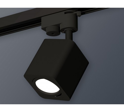 Светильник на штанге Ambrella Light XT7813010 XT Светильник на штанге Ambrella Light XT7813010 XT