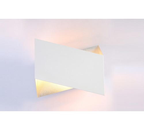Бра Crystal Lux CLT 012 WH-SL V-2 Бра Crystal Lux CLT 012 WH-SL V-2