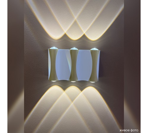 Бра Crystal Lux CLT 022W3 WH-GO 4000K Бра Crystal Lux CLT 022W3 WH-GO 4000K