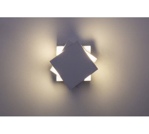 Бра Crystal Lux CLT 026W WH Бра Crystal Lux CLT 026W WH